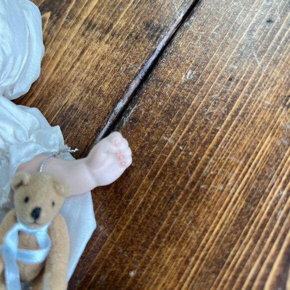 Pauline Bjonness Jacobsen Baby Doll Porcelain Satin Cloth Blonde Hair Blue Eyes - Picture 6 of 13